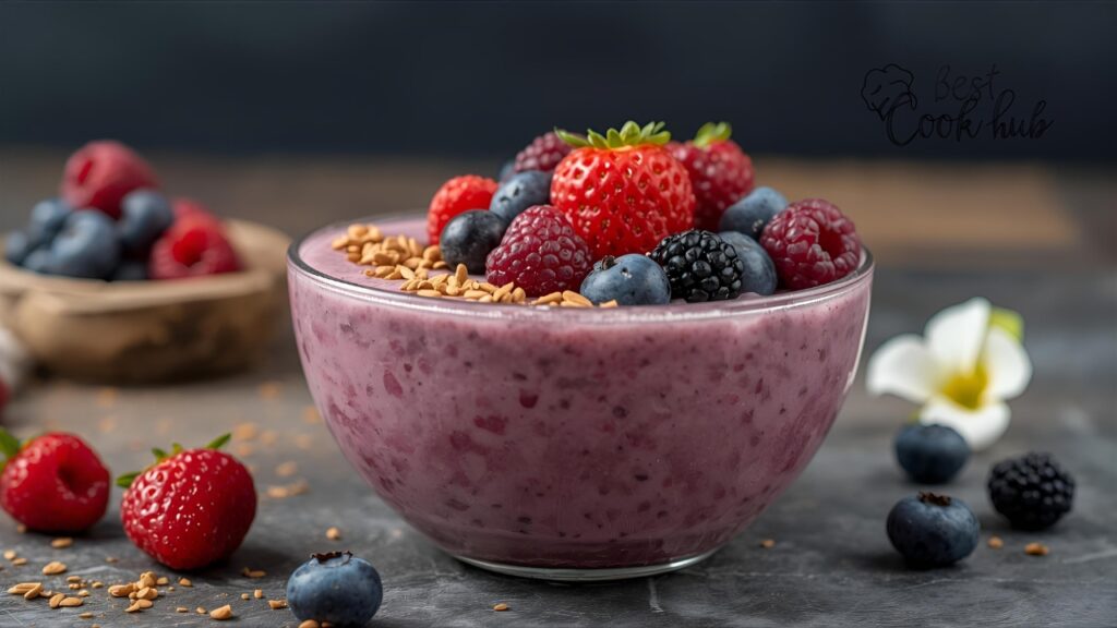Bestcookhub - Berry Smoothie Bowl with Fresh Berries on Top